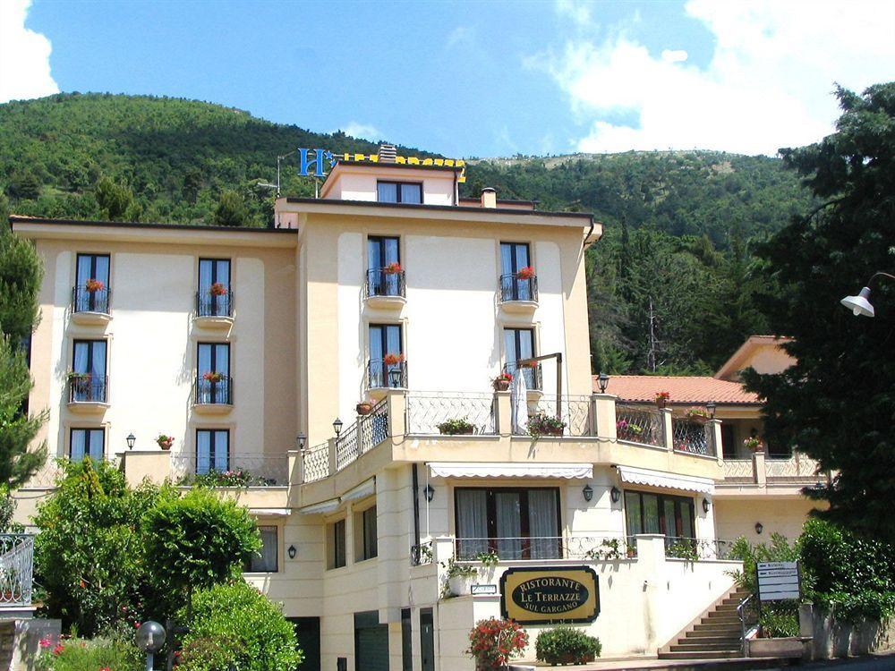 Hotel Ristorante Le Terrazze Sul Gargano 圣乔瓦尼·罗通多 外观 照片